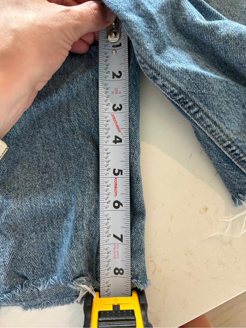 AGOLDE High-Rise Cutoff Denim Shorts - 24 - Picture 7 of 7